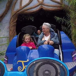Dwervelwind - Toverland (Onride) Spinning Coaster - YouTube