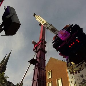 Booster Maxxx - De Voer - Offride / Kermis Tilburg 2017