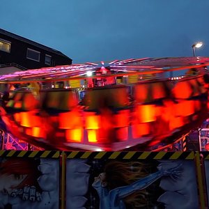 Turbine - Gusowski Soest Allerheiligen Kirmes 2017 Full HD offride (Huss) - YouTube